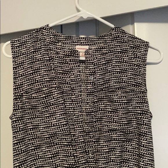 Sleeveless midi dress - Picture 3 of 4